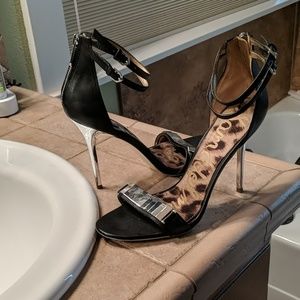 MOVING! Make offer! Ankle strap Steve Madden heels